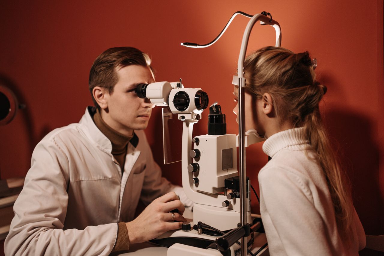 contacter un docteur ophtalmologue grâce à les-ophtalmos.com