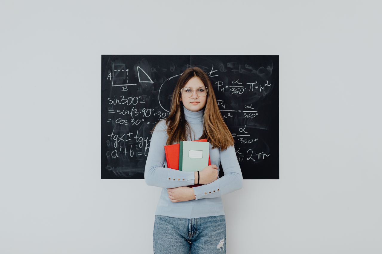 Votre futur professeur de mathématique à domicile vous attend chez Omnicours… !